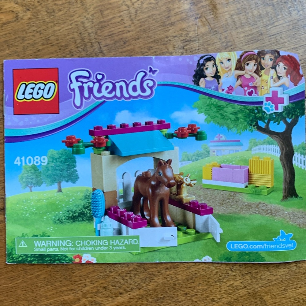 LEGO FRIENDS: little foal